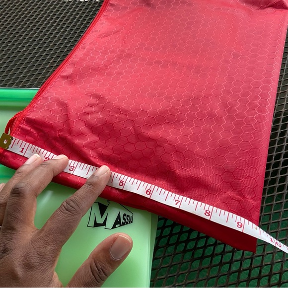 BRAND NEW 8 Resealable Re-usable Multi-size Silicon Storage Bags! - Picture 10 of 16